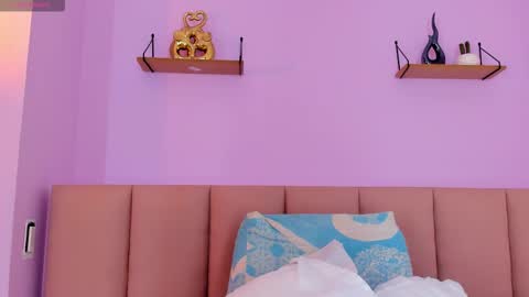 Snapshot of sienna_mg12 chatting on 11-15-25, 12:13 sienna_mg12 online show from 11-15-25, 12:13