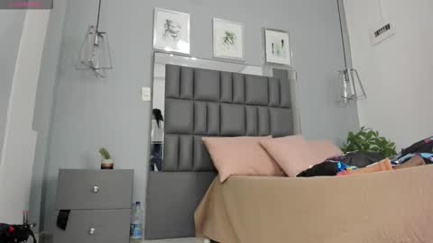 Keira online show from 02-02-26, 11:42