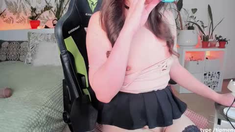 Snapshot of sierra_diamond chatting on 02-21-26, 09:05 Si online show from 02-21-26, 09:05