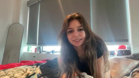 Snapshot of sierracollins chatting on 03-06-26, 09:00 sierracollins online show from 03-06-26, 09:00