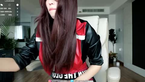 OF   instagram sigmaasian twitter sigmasian online show from 10-21-25, 04:24