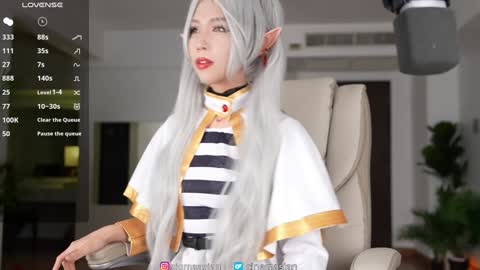 OF   instagram sigmaasian twitter sigmasian online show from 11-04-25, 04:11