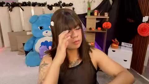 Snapshot of siiam_tay chatting on 11-02-25, 03:42 Siiam Tay online show from 11-02-25, 03:42