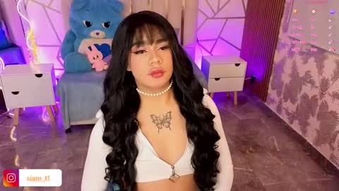 Snapshot of siiam_tay chatting on 11-26-25, 03:18 Siiam Tay online show from 11-26-25, 03:18