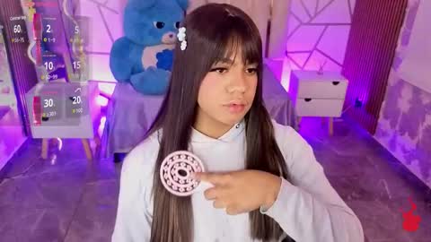 Snapshot of siiam_tay chatting on 12-15-25, 03:33 Siiam Tay online show from 12-15-25, 03:33