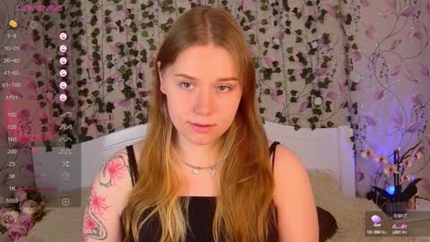 Chloe online show from 02-06-25, 02:37