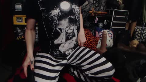 Snapshot of silentmary chatting on 03-10-25, 12:15 Allmylinkssilentmary666 online show from 03-10-25, 12:15