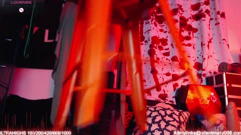 Snapshot of silentmary chatting on 11-20-25, 04:01 Allmylinkssilentmary666 online show from 11-20-25, 04:01