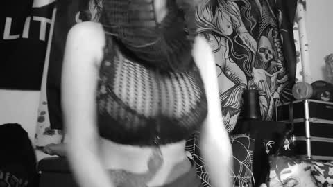 Allmylinkssilentmary666 online show from 04-10-26, 02:06