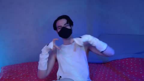 Silinti online show from 12-22-25, 12:13