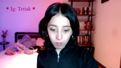 Snapshot of silkbite chatting on 03-07-26, 12:29 silkbite online show from 03-07-26, 12:29