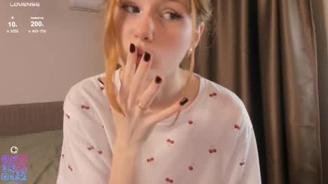 Call me Mia online show from 12-16-25, 03:28