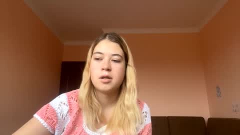 Jolie online show from 10-25-25, 12:02