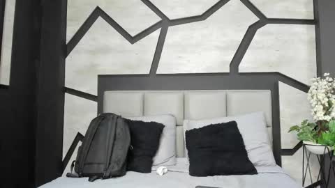 silknyx online show from 02-21-26, 01:23