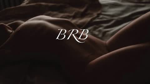 Snapshot of silky_huzelnut chatting on 09-25-25, 09:18 Mila online show from 09-25-25, 09:18