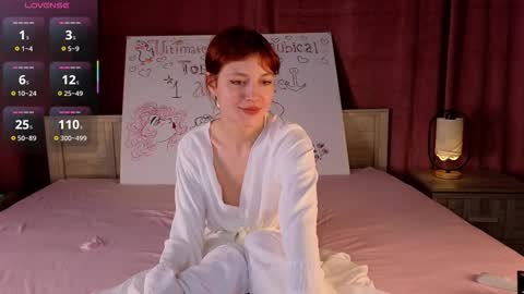 silly___woman online show from 10-21-25, 01:45