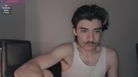 Snapshot of silly_cybin chatting on 10-15-25, 05:18 cybin online show from 10-15-25, 05:18