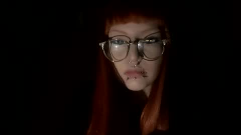 Mia online show from 03-08-26, 01:03