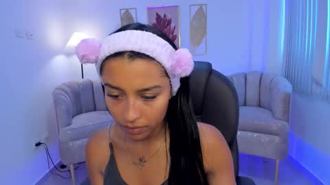 Snapshot of silvana_velvet chatting on 10-21-25, 08:42 Silvana online show from 10-21-25, 08:42