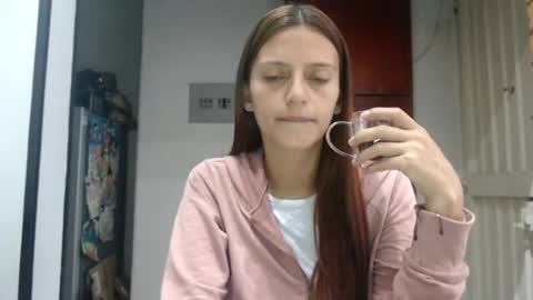 Snapshot of silvanaroberts_ chatting on 06-18-26, 11:14 Rouse online show from 06-18-26, 11:14