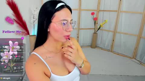 Silvanna online show from 09-29-25, 05:18