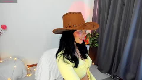 Silvanna online show from 10-24-25, 04:36