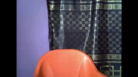 silver baby06 online show from 10-31-25, 08:21