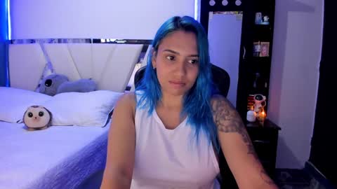   powder    online show from 01-30-25, 12:50