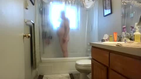 Snapshot of silverdragon70 chatting on 12-15-25, 10:03 silverdragon70 online show from 12-15-25, 10:03