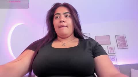 Silvia online show from 12-22-25, 12:24