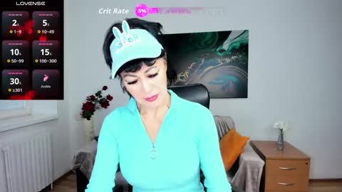 Snapshot of silvia_wallec chatting on 10-01-25, 06:08 Silvia Wallec online show from 10-01-25, 06:08