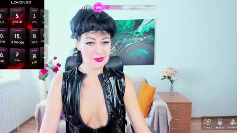 Snapshot of silvia_wallec chatting on 10-26-25, 06:41 Silvia Wallec online show from 10-26-25, 06:41