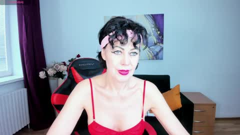 Snapshot of silvia_wallec chatting on 04-30-26, 06:09 Silvia Wallec online show from 04-30-26, 06:09