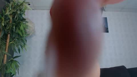 Silvia online show from 12-22-25, 07:27