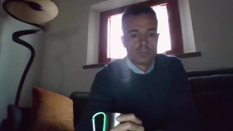 Snapshot of simmeturbate chatting on 10-20-25, 12:16 Italiandaddyitalydickassbottomassholecomshowmasturbatenudeboyitalyatleticcutemuscolarhardcockdickboy online show from 10-20-25, 12:16