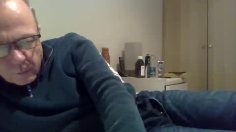 simon56691 online show from 12-19-24, 06:45