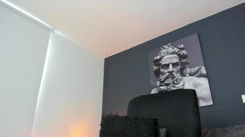 simon_leon01 online show from 12-09-24, 01:55