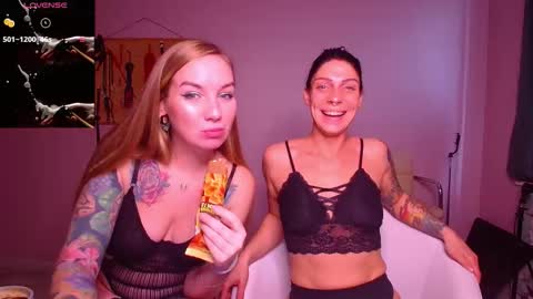Snapshot of simona_moonshine chatting on 10-04-25, 11:19 simona_moonshine online show from 10-04-25, 11:19