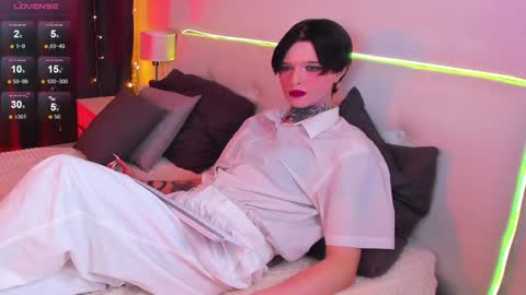 Simona online show from 01-15-25, 06:33