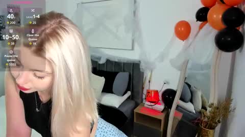 Snapshot of simonagerry chatting on 11-03-25, 04:36 SimonaGerry online show from 11-03-25, 04:36