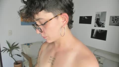 Sim. online show from 01-07-25, 06:14