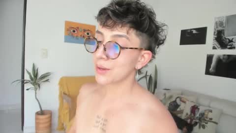 Sim. online show from 01-18-25, 07:37