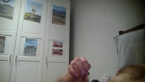 Snapshot of simonfrommelb chatting on 06-14-26, 05:09 simonfrommelb online show from 06-14-26, 05:09