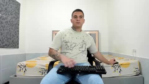 SIMON KELER online show from 05-16-26, 01:13