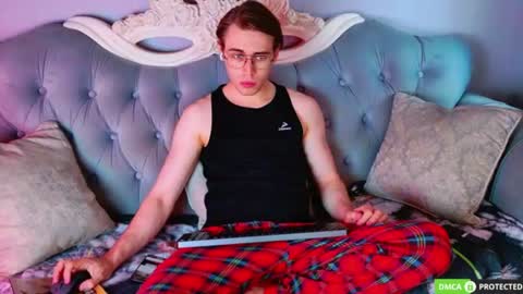 Simon online show from 07-14-26, 03:22
