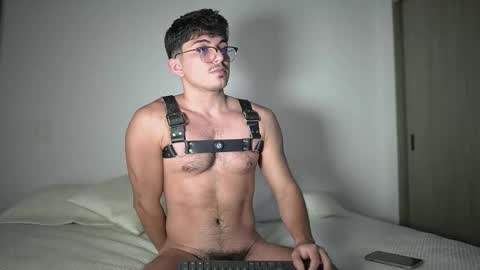 Snapshot of simoon_01 chatting on 02-18-26, 07:54 SIMOON online show from 02-18-26, 07:54