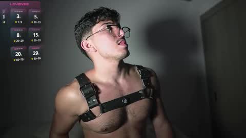 Snapshot of simoon_01 chatting on 02-20-26, 05:26 SIMOON online show from 02-20-26, 05:26