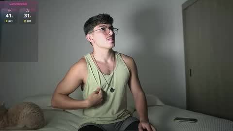 Snapshot of simoon_01 chatting on 02-20-26, 07:47 SIMOON online show from 02-20-26, 07:47