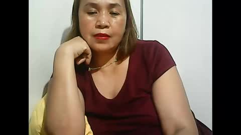Snapshot of simplecity45 chatting on 10-26-25, 05:35 Carolyn online show from 10-26-25, 05:35