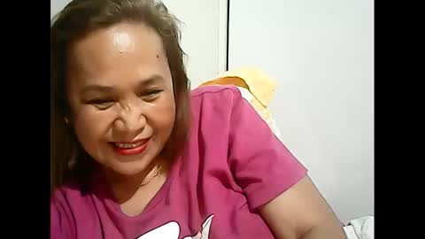 Snapshot of simplecity45 chatting on 11-01-25, 11:07 Carolyn online show from 11-01-25, 11:07